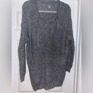 Women’s Large AERIE Dark Gray Oversized Lace-Up Knit Tunic Sweater